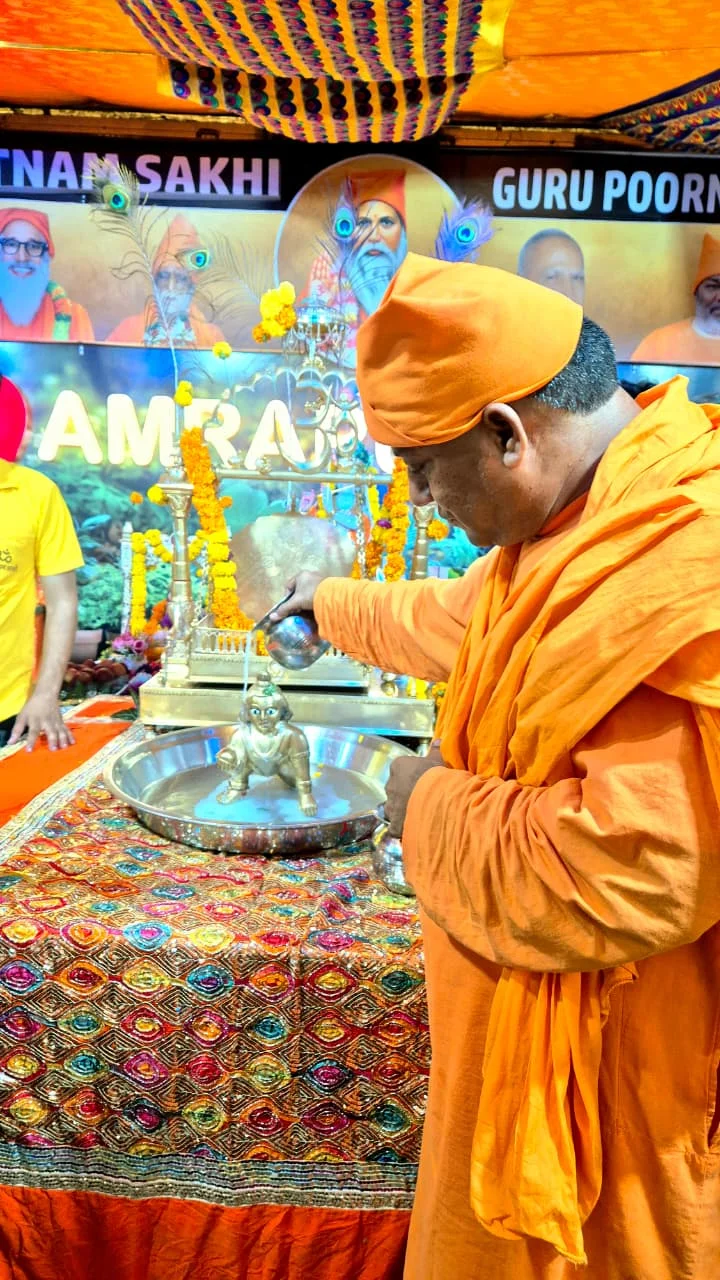 shri-krishna-janmashtami-amrapur-sthan-jaipur-nandotsav-1